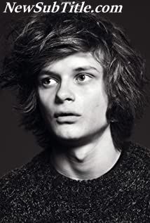 Charlie Tahan - نیو ساب تایتل